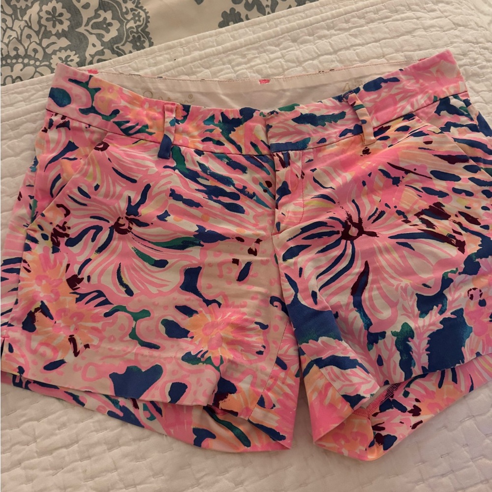 Lilly Pulitzer Callahan Short Size 4